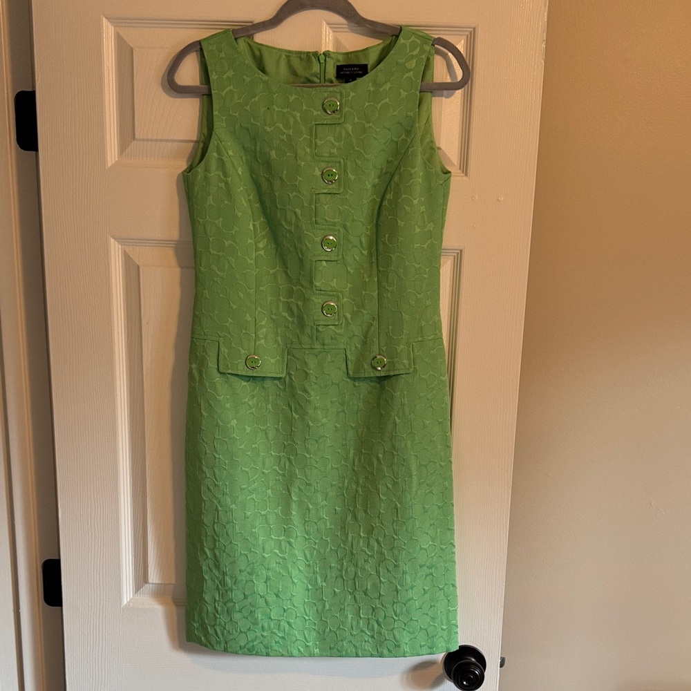 Chic Green Textured Midi Dress
